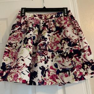 Express colorful mini skirt